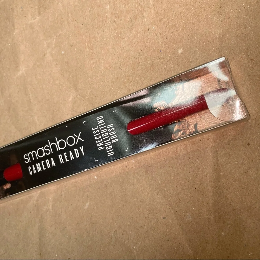 Smashbox highlighting brush